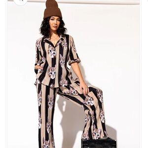 Dressed in LALA Plisse Set